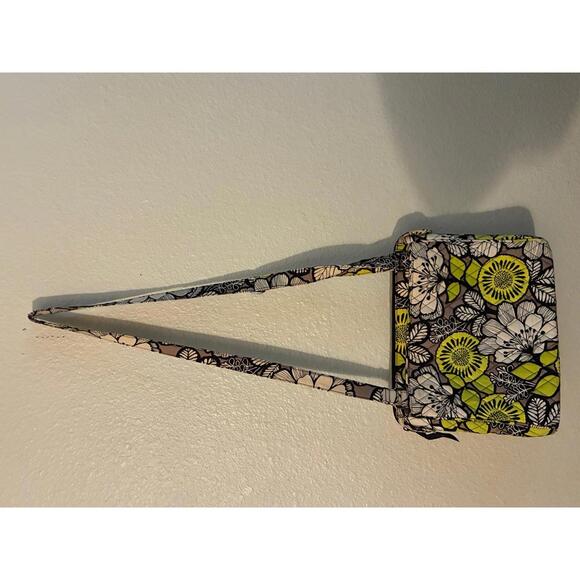 Vera Bradley Crossbody Bag with Floral and Geometric Print - Picture 4 of 4